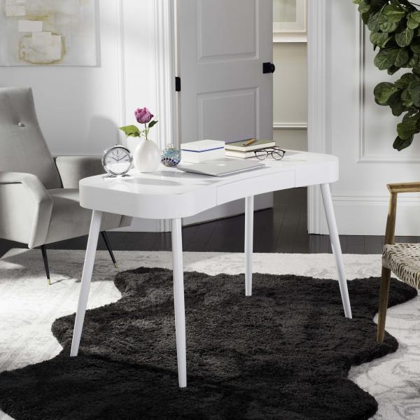 Fox2229a room